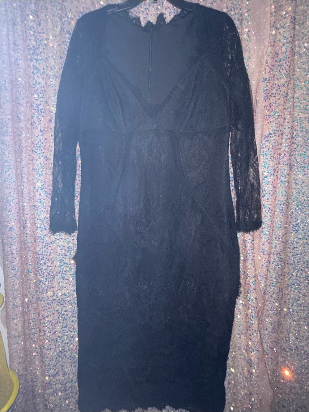 Black Lace Long-Sleeve Sheath Dress